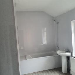 Ferversham Terrace 17 bathroom complete.jpg