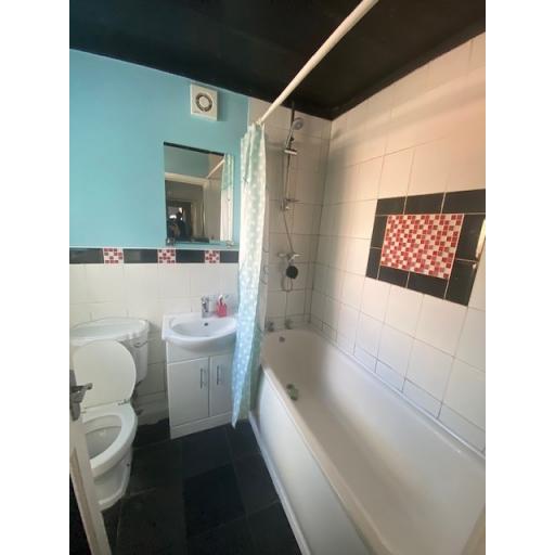 12 Sicth Street Bathroom.jpg