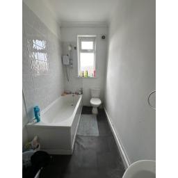 High yielding tenanted property in the North East  (6) Allan ST bathroom.jpg